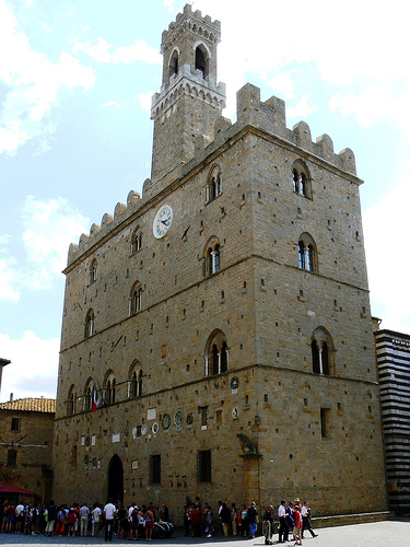 palazzo dei Priori (palais de Prieurs)